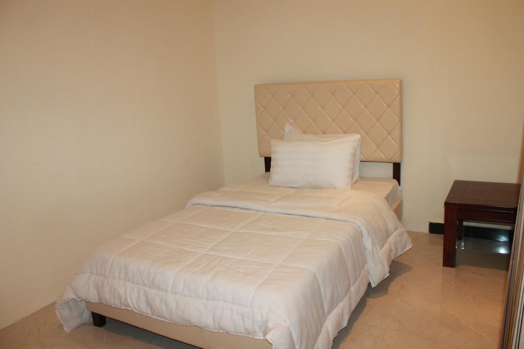 Al Hamra Plaza Apartamento Manama Quarto foto