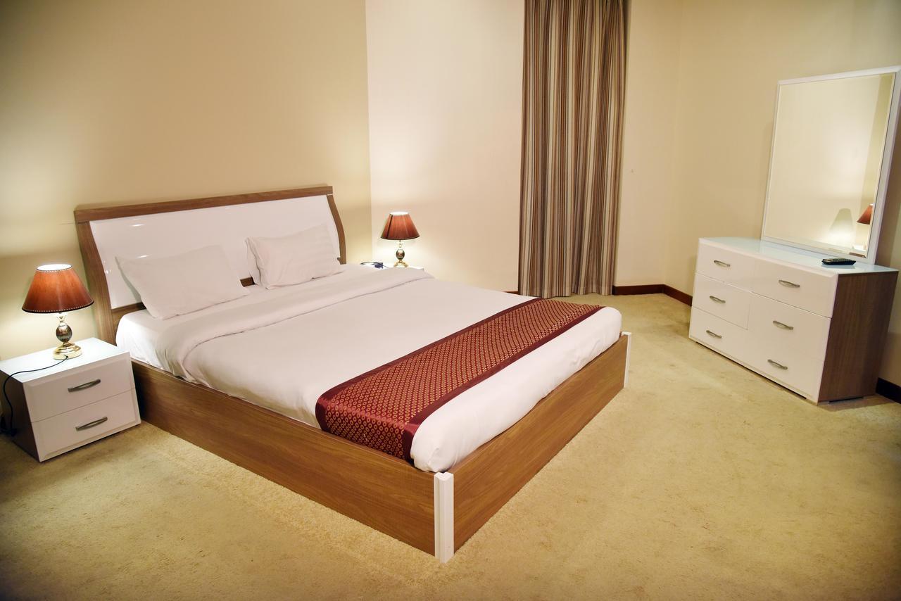 Al Hamra Plaza Apartamento Manama Quarto foto