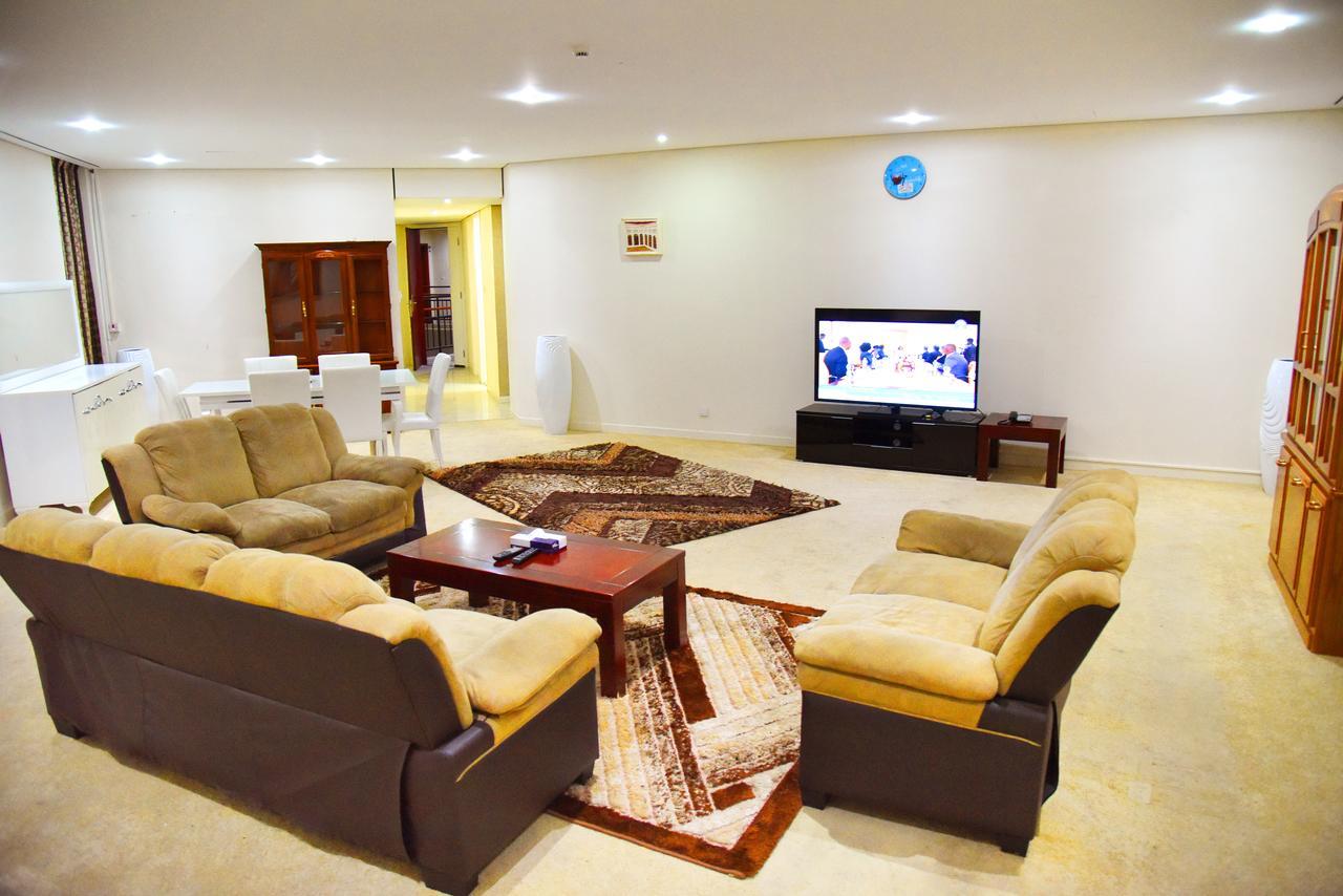 Al Hamra Plaza Apartamento Manama Quarto foto