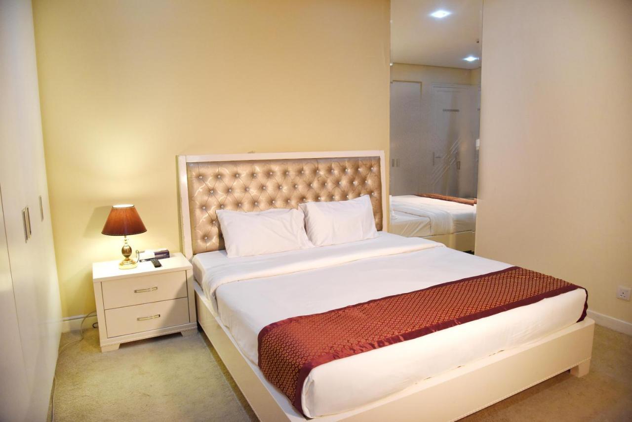 Al Hamra Plaza Apartamento Manama Quarto foto
